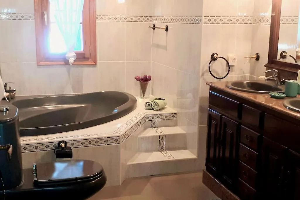 Charming Villa La Mar 알복스