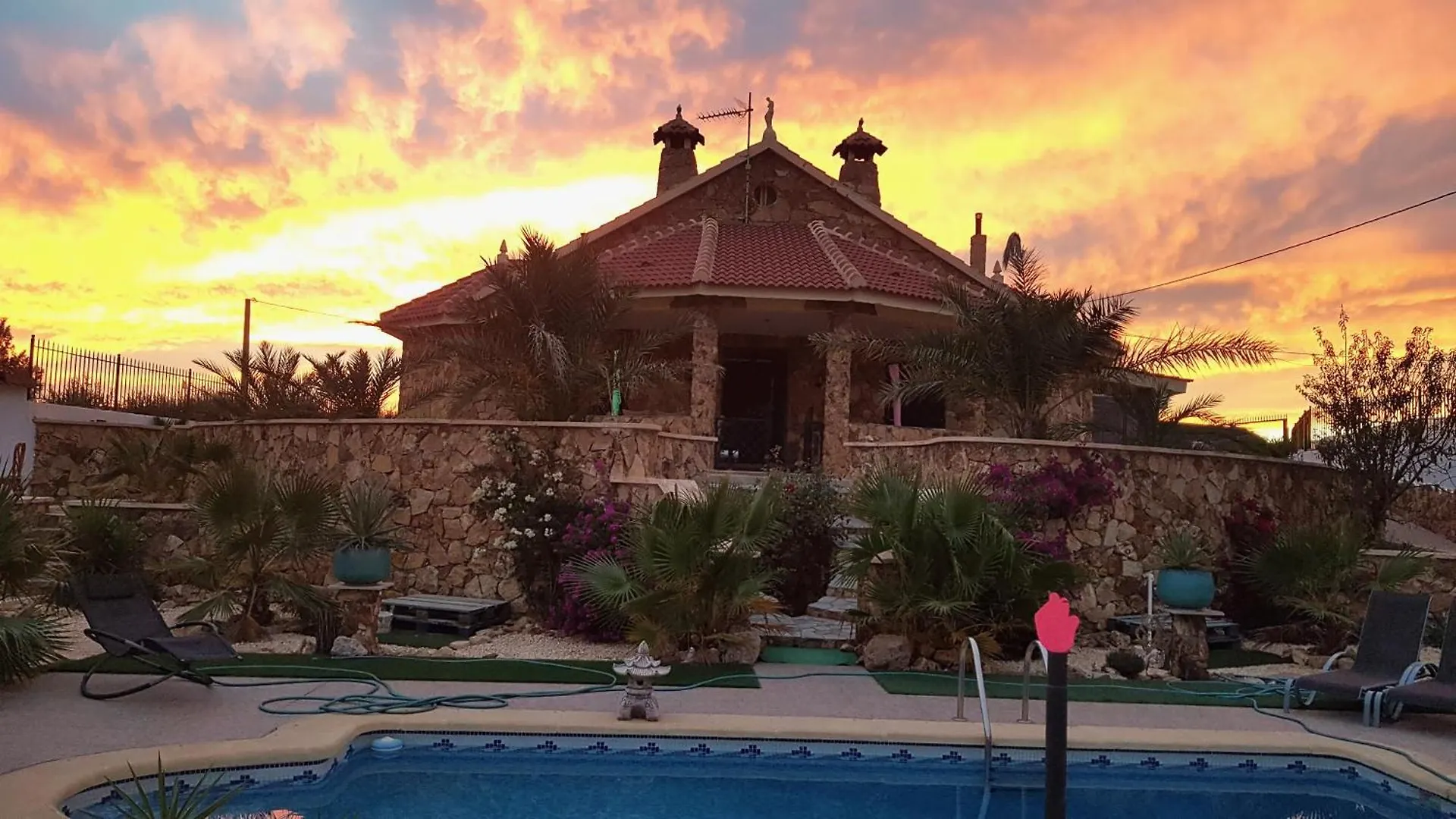 Charming Villa La Mar 알복스