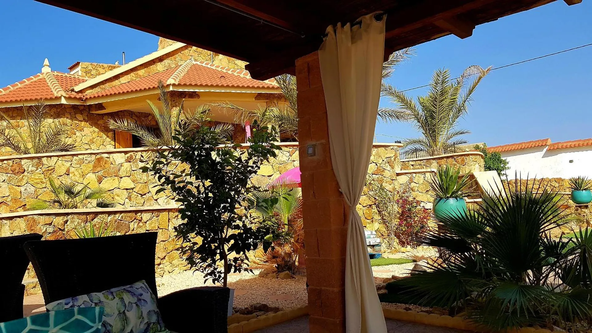 Charming Villa La Mar 알복스