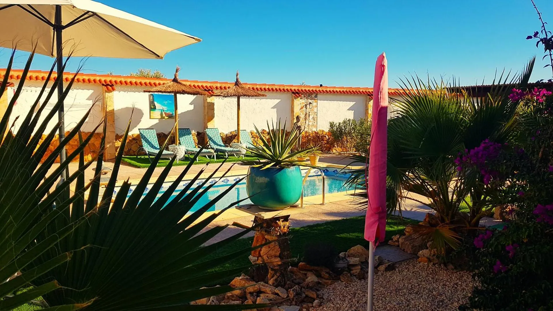 Charming Villa La Mar 알복스