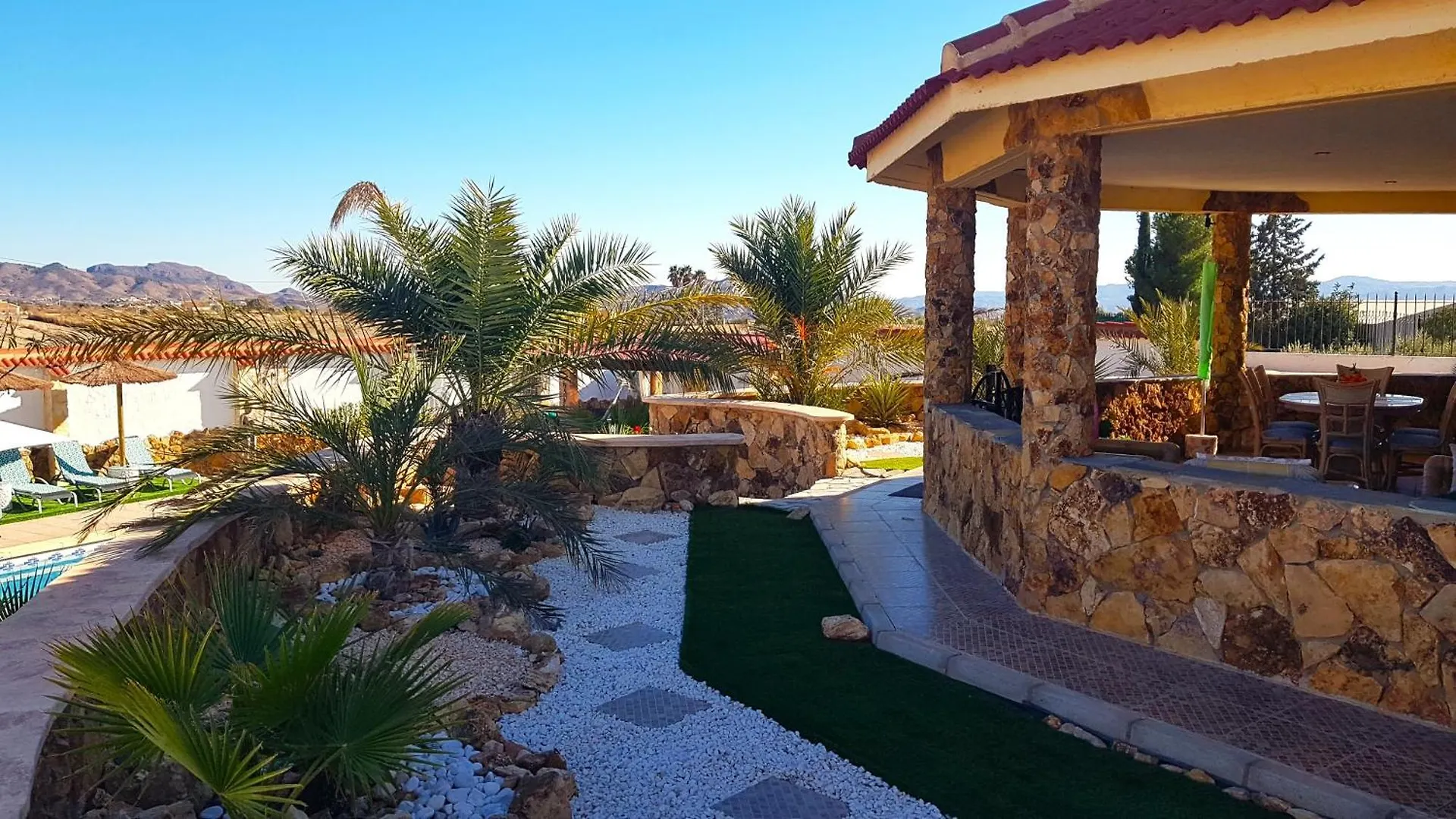 Charming Villa La Mar 알복스 0*,  스페인